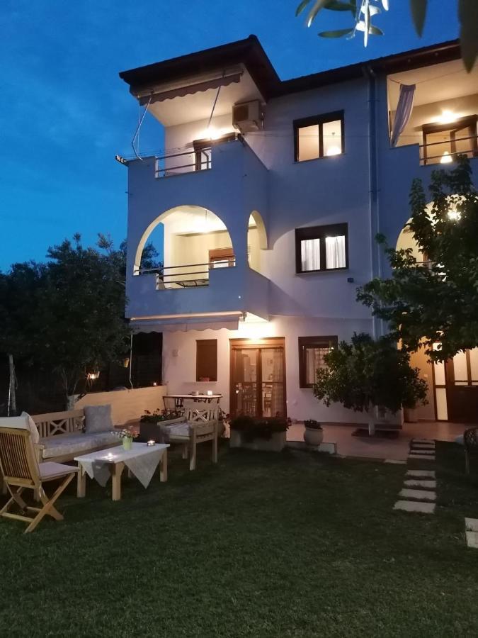 Kali Luxury Apartments -Garden-Gold- アギオス・ニコラオス エクステリア 写真